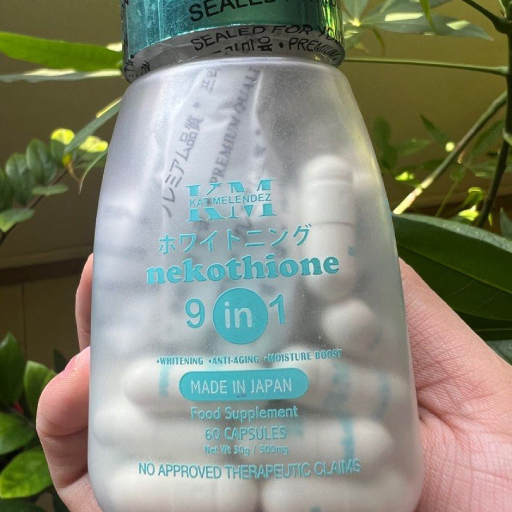 Km Nekothione 9 In 1 Whitening , Anti Aging , Moisture Boost