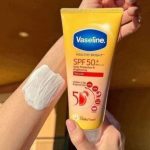 Vaseline Healthy Bright Spf50+ Daily Protection & Brightening Serum